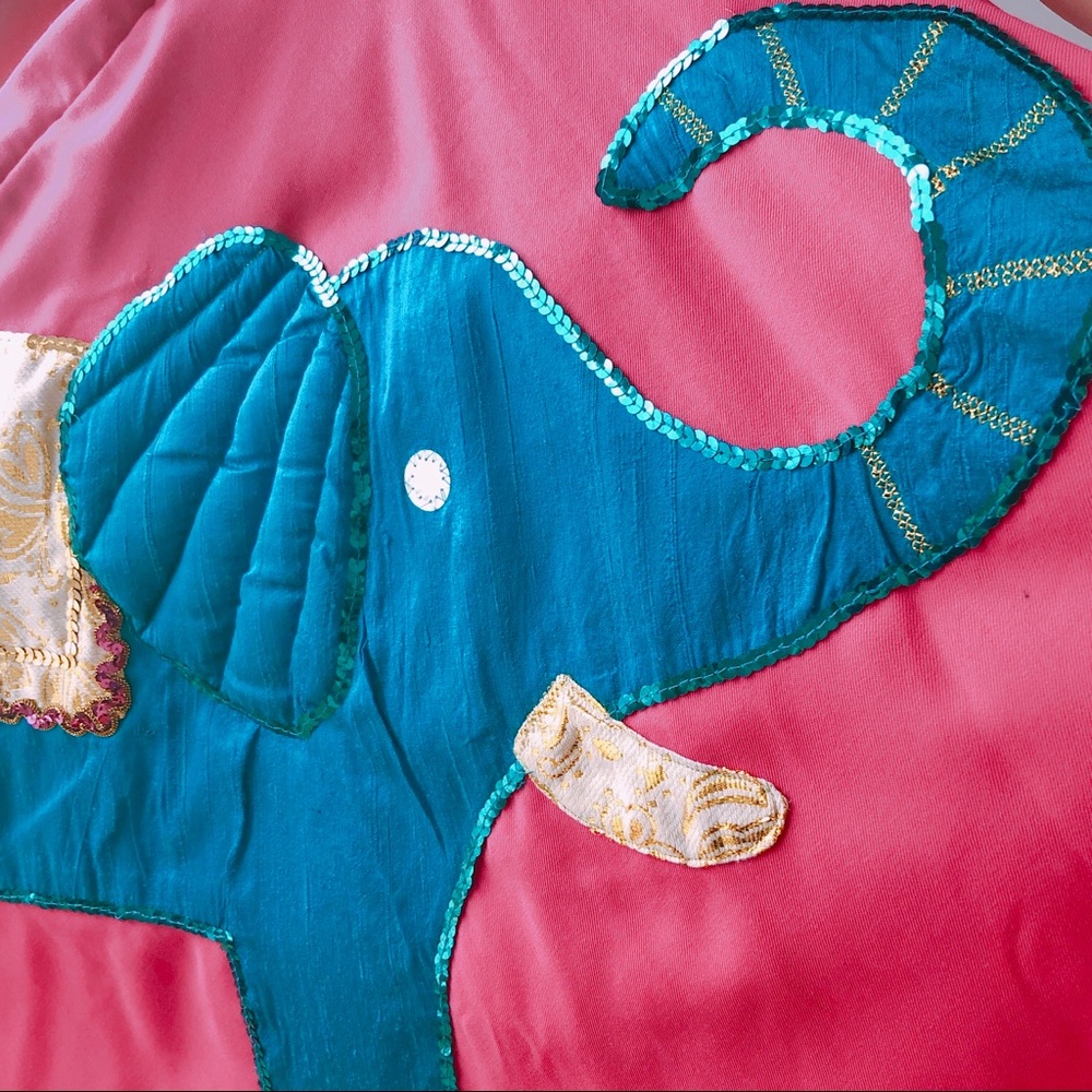 Vintage Pink Skirt with Elephant - Picture 4 of 4